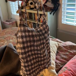 Cute cropped stripe top